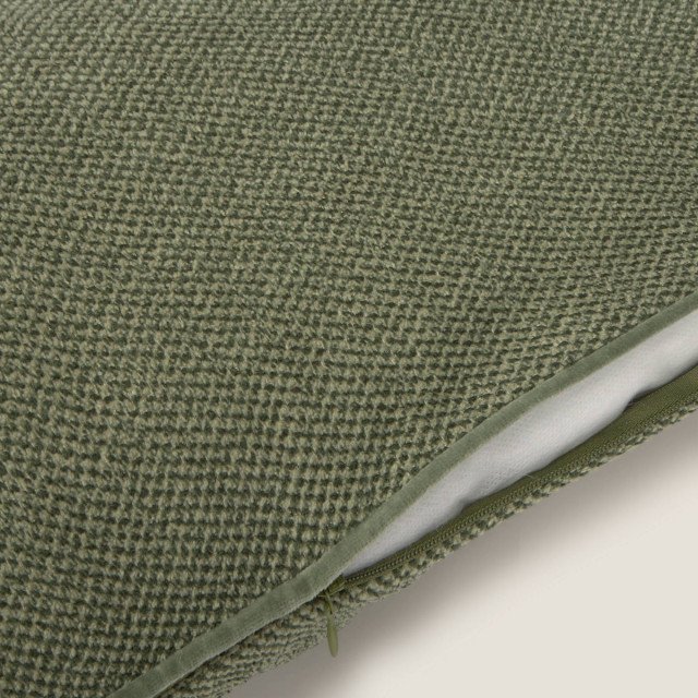 Декоративна калъфка за възглавница Chernec