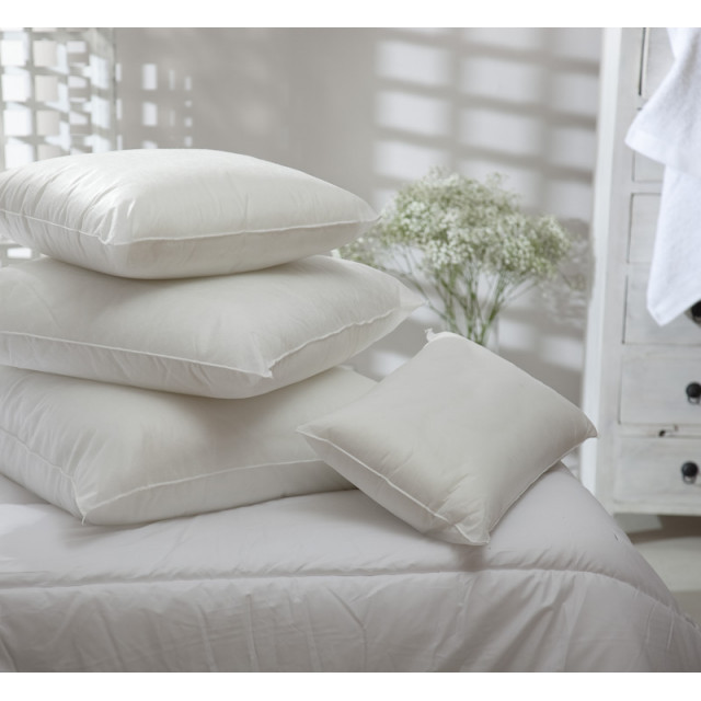 Възглавница-пълнеж за декоративна калъфка Marte