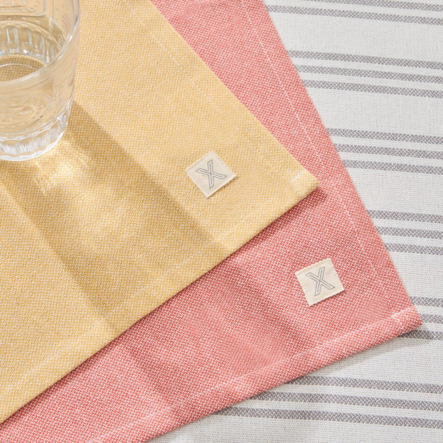 Покривка за маса Freeman