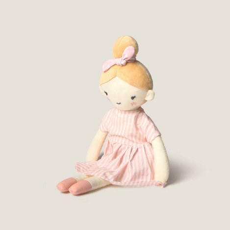 Мека играчка-кукла Ari