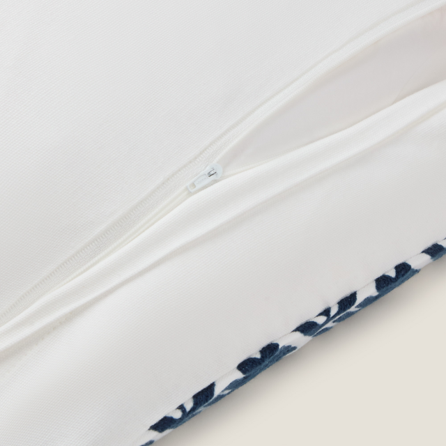 Декоративна калъфка за възглавница Rejaka