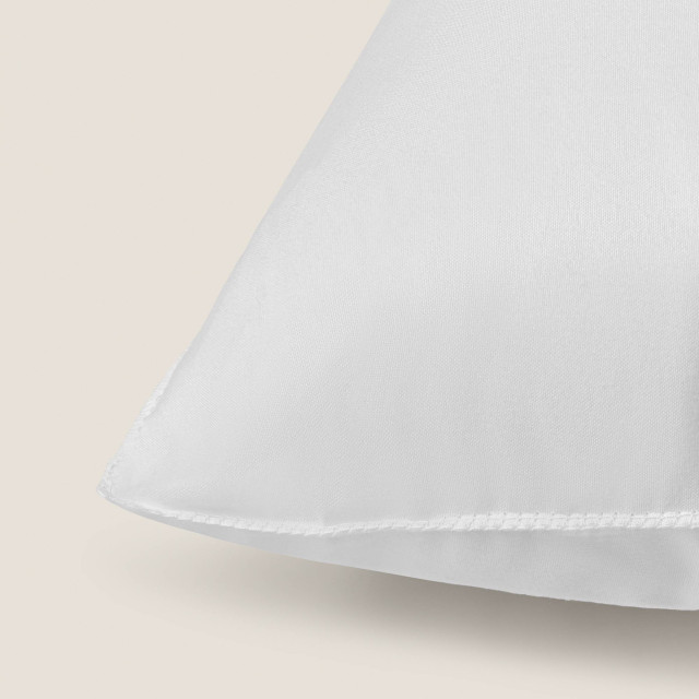 Възглавница Base