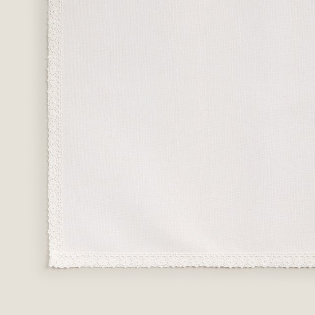 Индивидуални подложки за хранене Saria