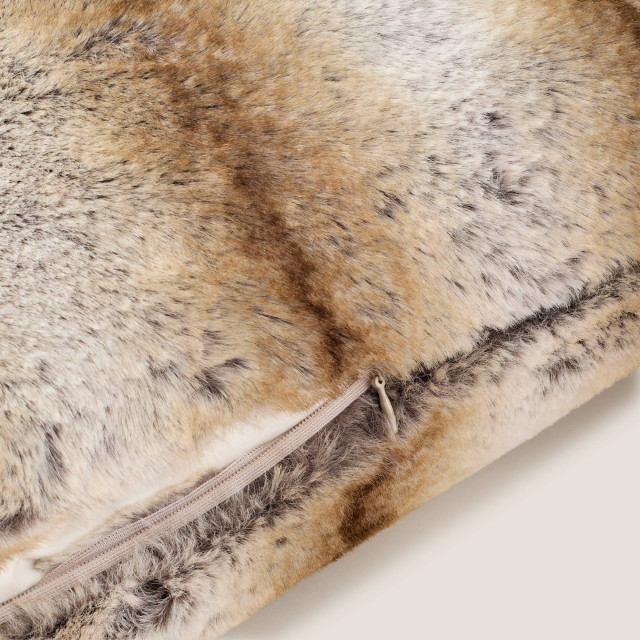 Декоративна калъфка за възглавница Bearskin