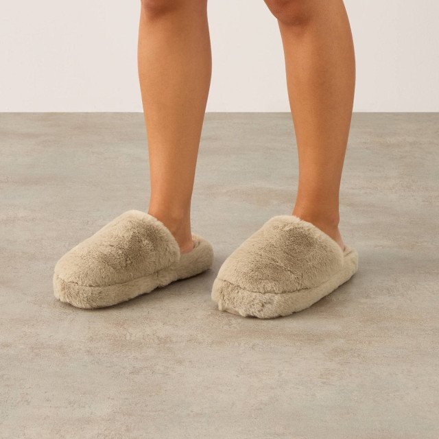 Домашни пантофи Tili