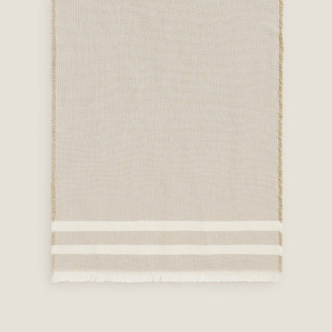 Тишлайфер Luar